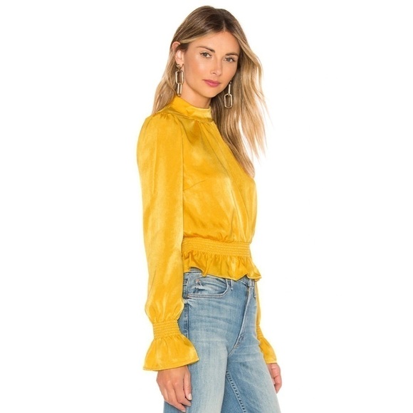 Tularosa Revolve I'm Yours Smocked Waist Top - Picture 2 of 10